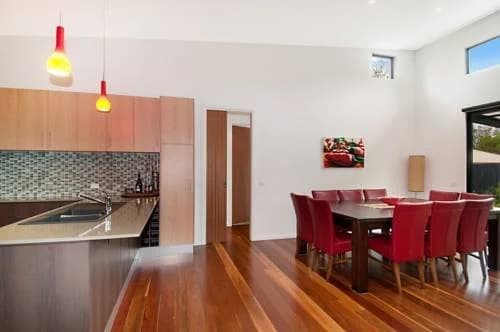 Ellerina Sea Vista Luxury Family Retreat with sauna, pool, amazing water views, walk to beach - photo 5