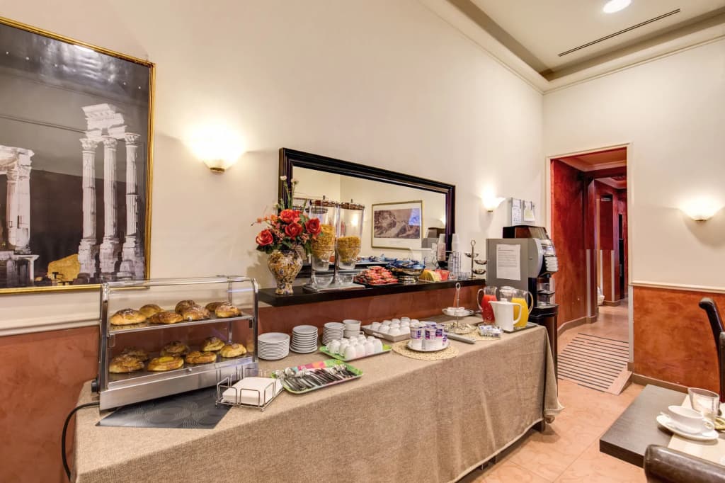 Everest Inn Rome - photo 11
