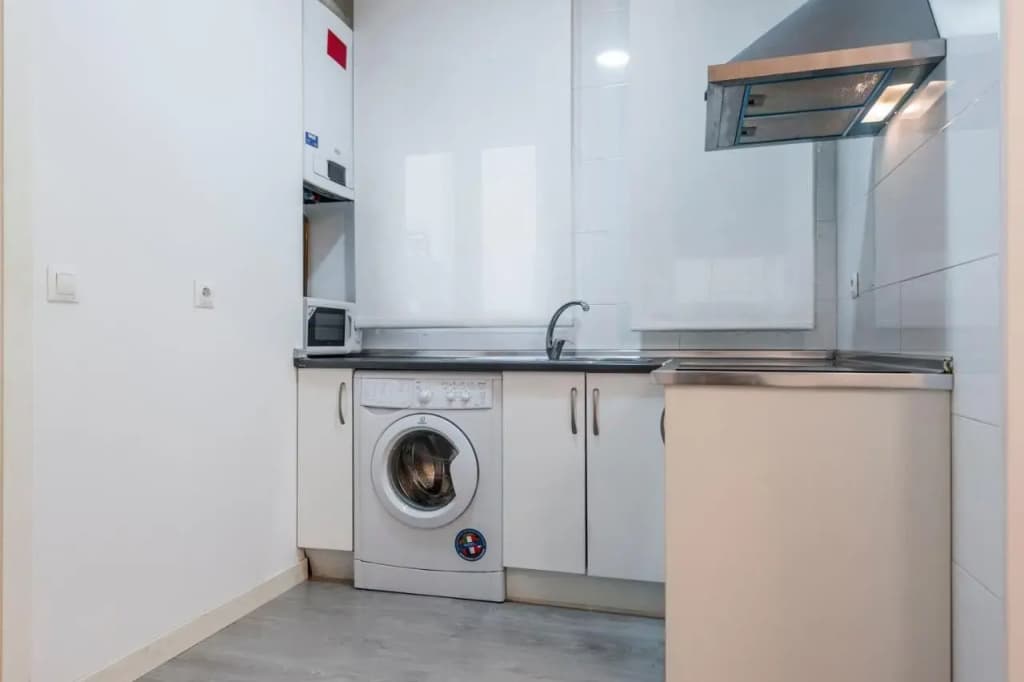 Atocha VI in Madrid with 2 bedrooms and 1 bathrooms - photo 13