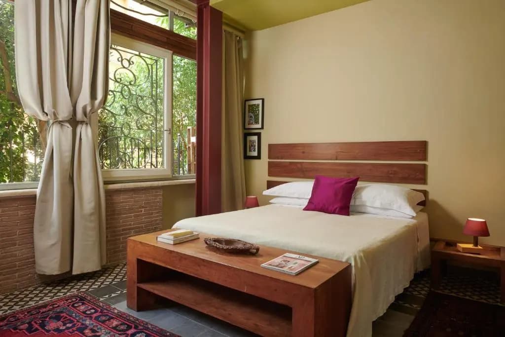 Palm Gallery Hotel - photo 3