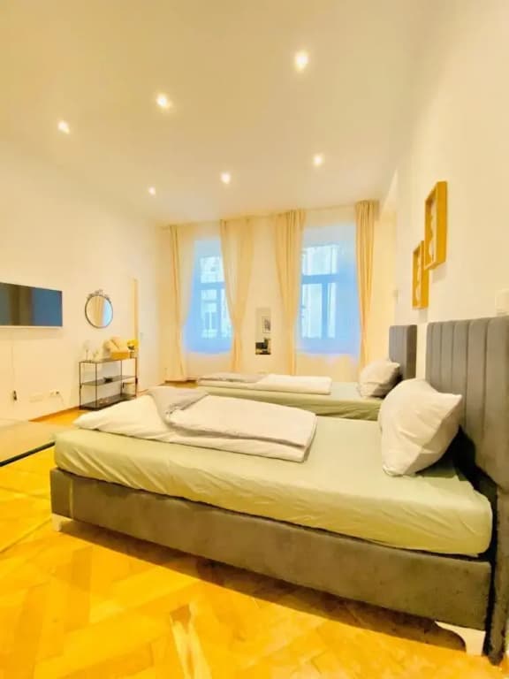 Bright and Spacious 2BR Flat Westbahnhof - photo 5
