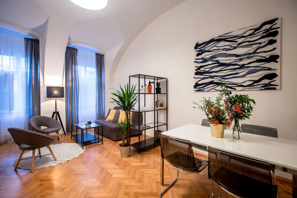Friday Songs Apartments - photo 13
