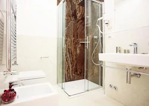 Hemi Luxury Suites - photo 9