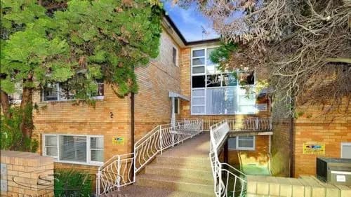 Convenient, Bright and Affordable 2 Bedroom Unit - photo 11