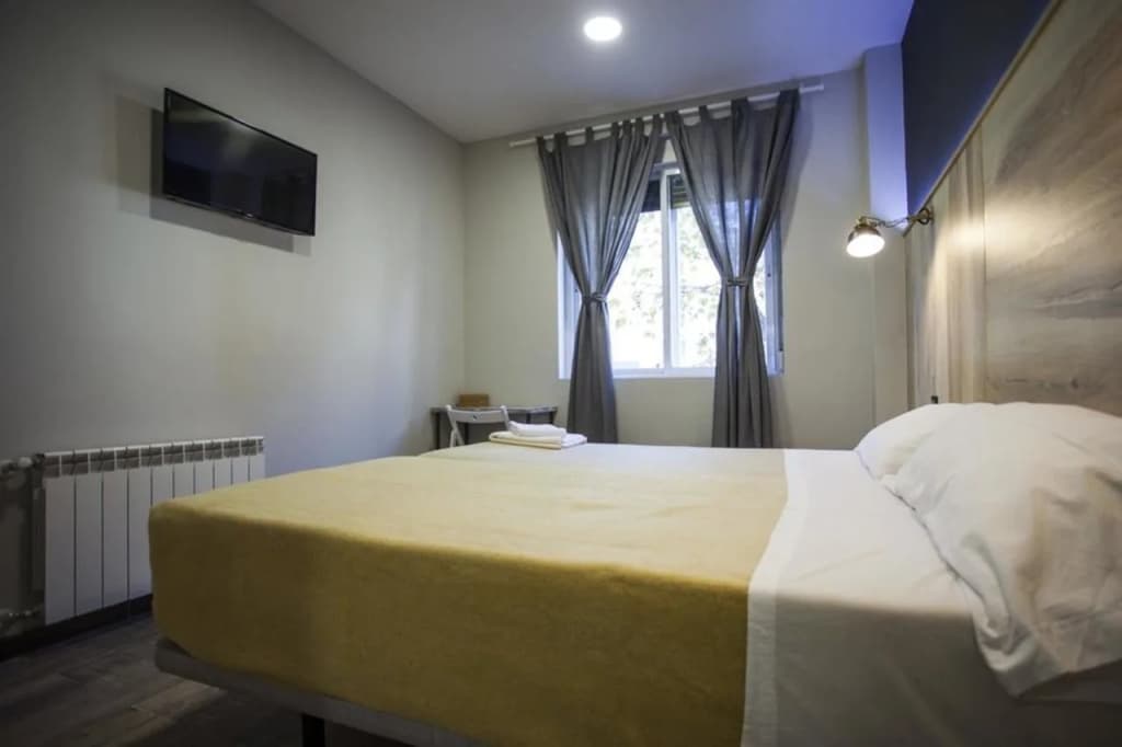 Hostal CC Atocha - photo 4
