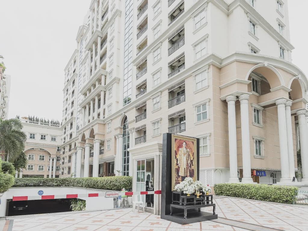 Hope Land Hotel Sukhumvit 24 - main photo