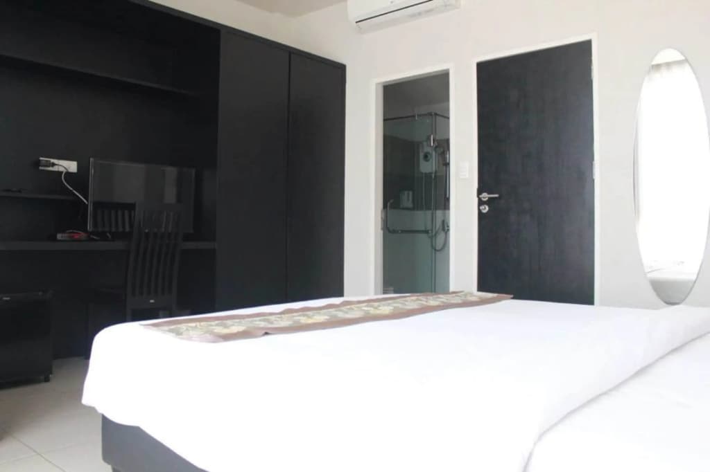 Chalong Home Place - photo 5