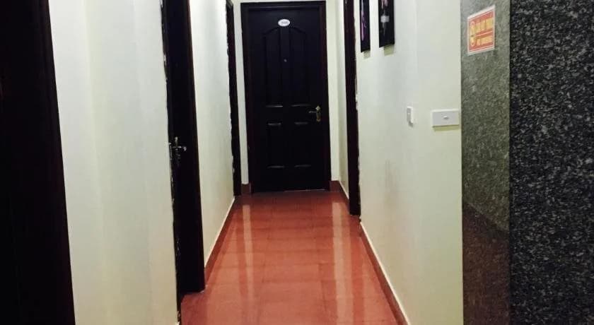 Saigon Palace by OYO Rooms - photo 39