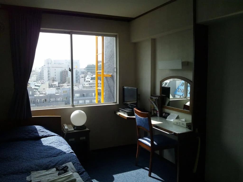 Tokyo Business Hotel - photo 7