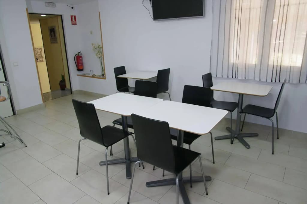 Hotel Barajas Plaza Madrid - photo 17