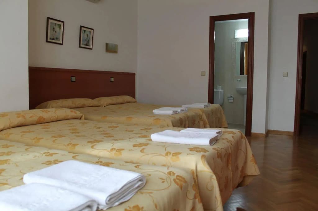 Hostal Jerez - photo 4