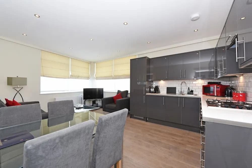 The Glasshouse Apartments - photo 20