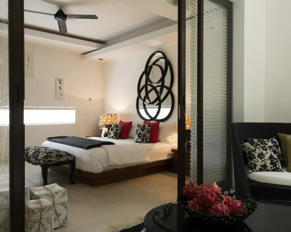 SuperNova Private Boutique Retreat Villa - photo 22