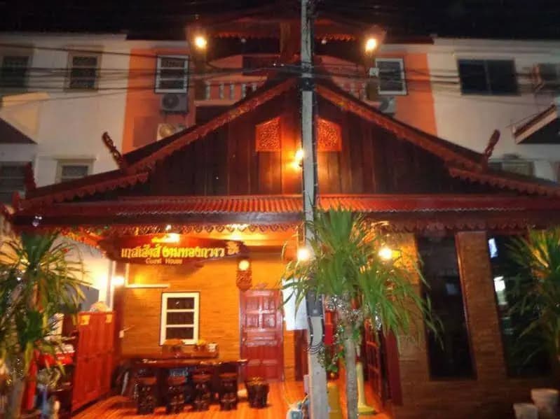 Baan Pi Klao Guest House - photo 2