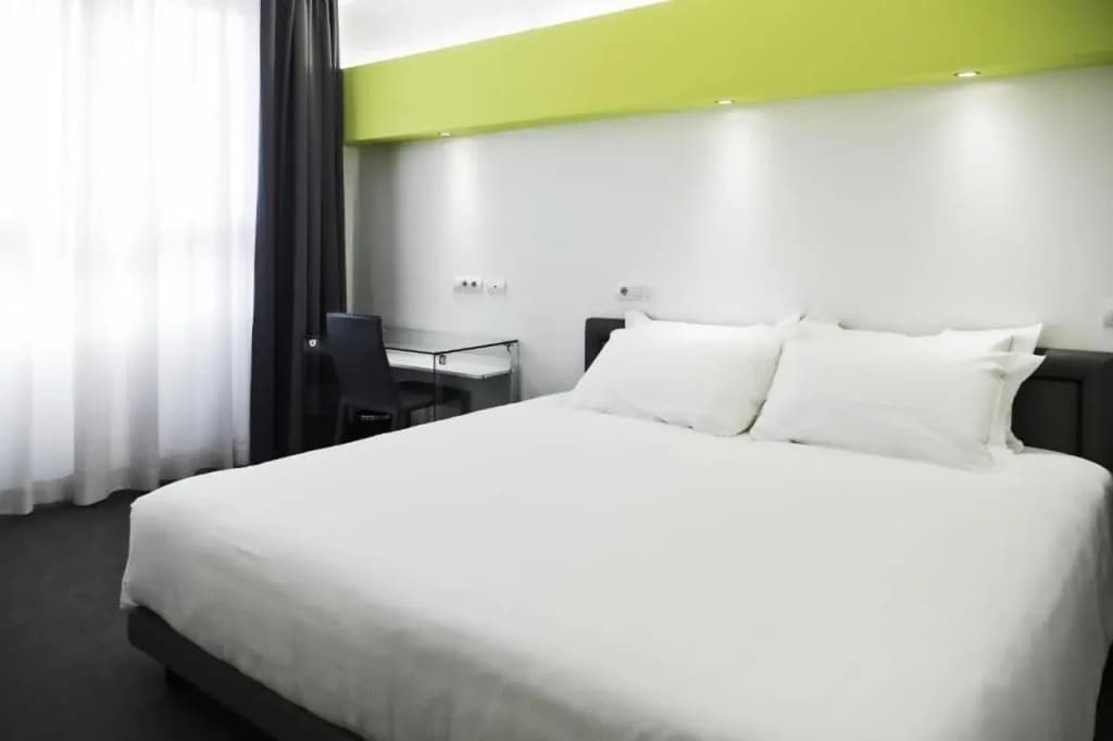 Loto Business Hotel - photo 1