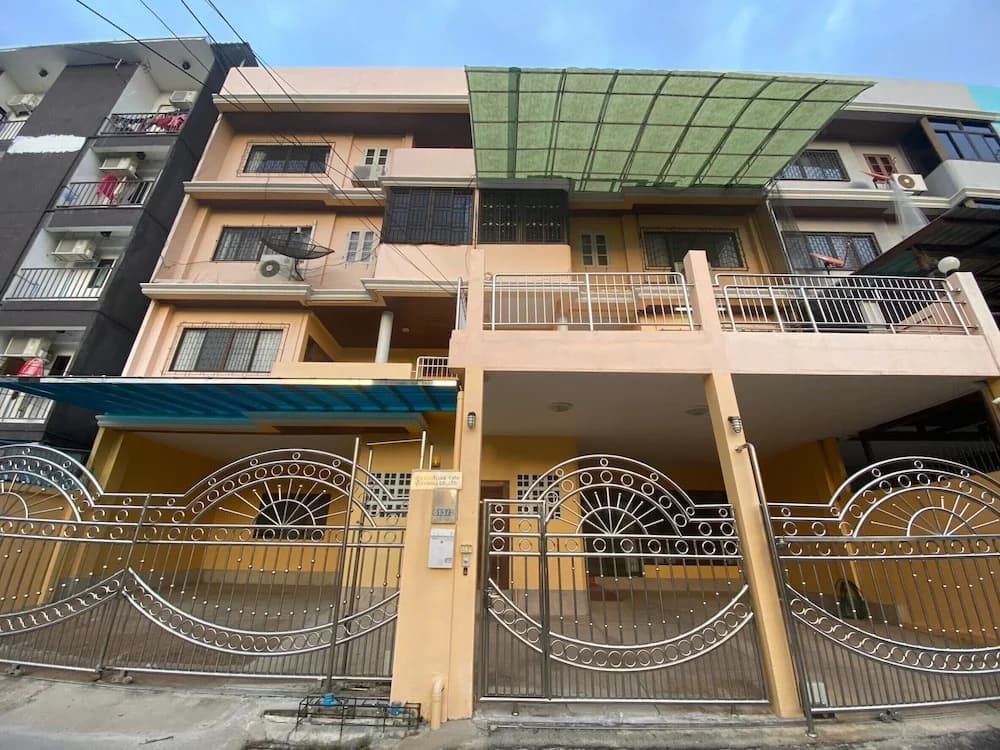 Meriton101 - photo 1