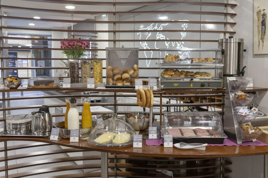 Pan Hotel - photo 10