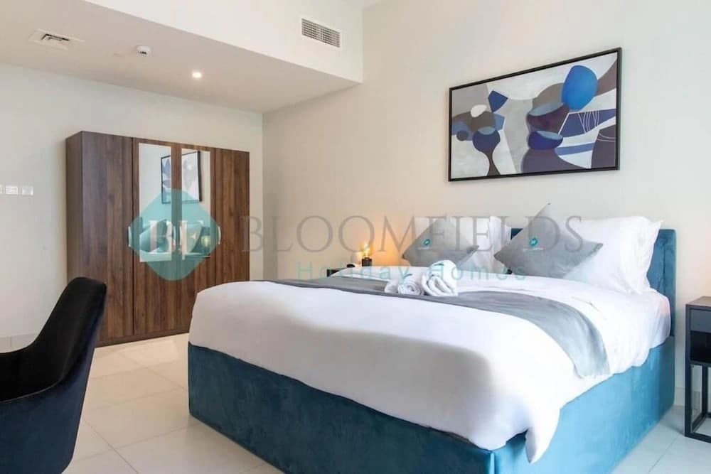 Bloomfields Elegant 1BR in Reflectio - photo 1