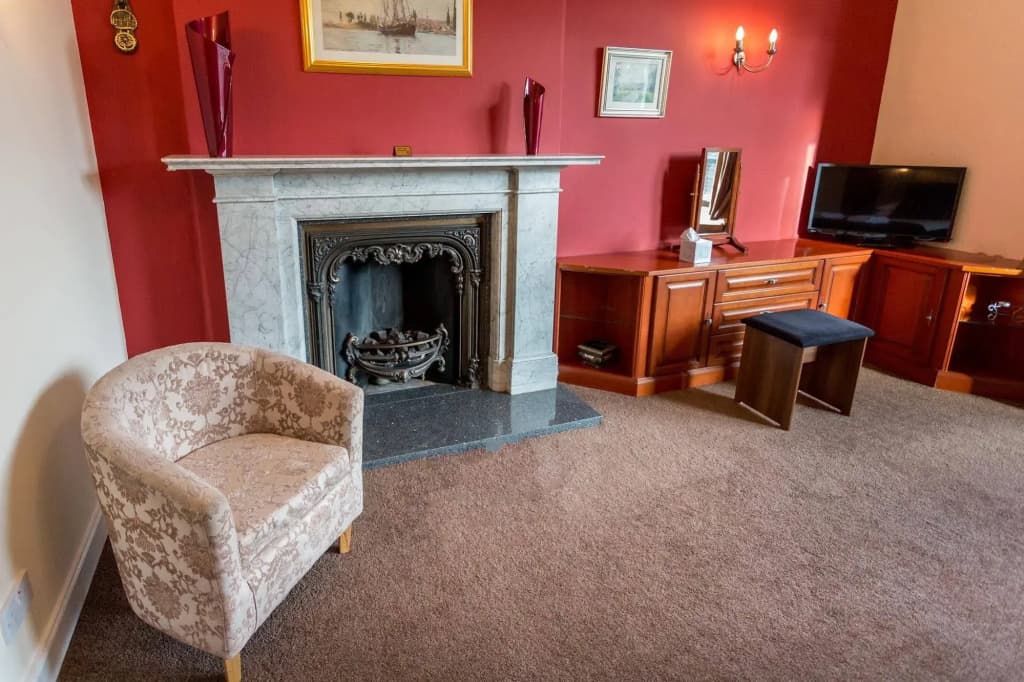 Castleview Guest House - photo 5