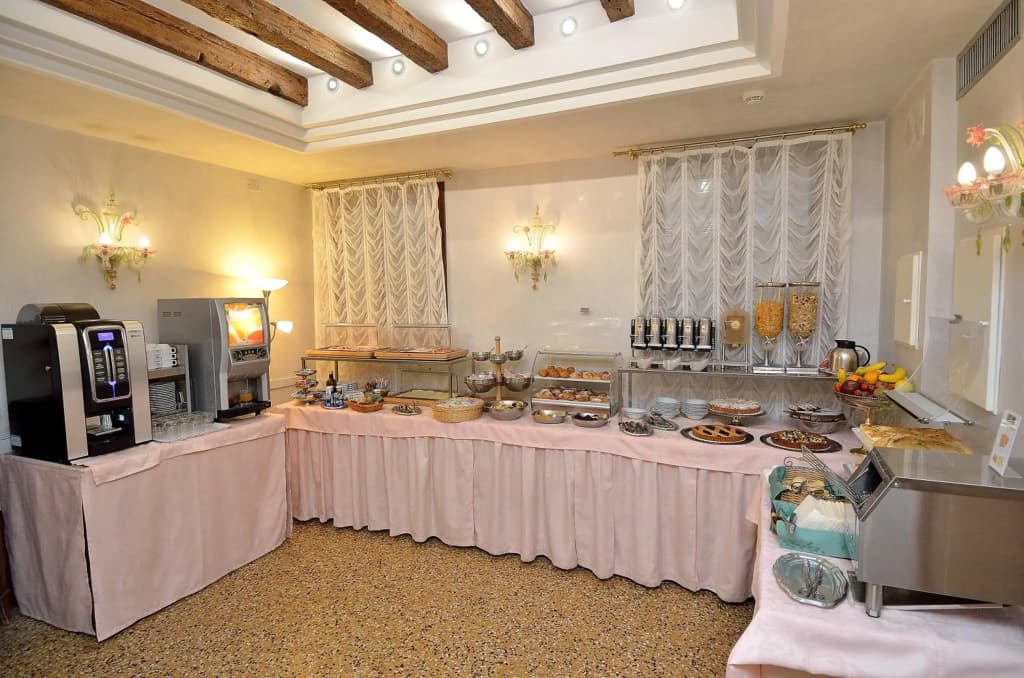 Hotel Da Bruno - photo 43