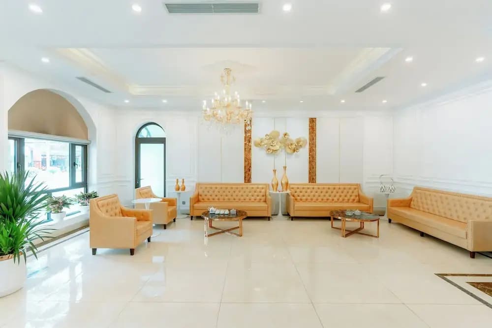 New Ha Long Hotel - photo 2