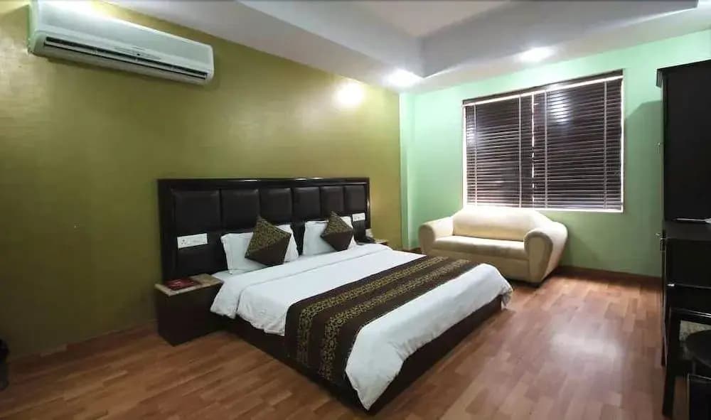Super 51 Hotel - photo 30