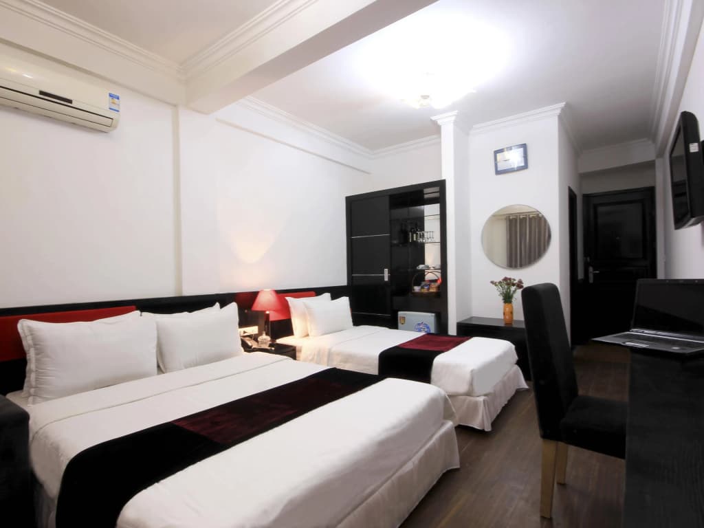 Hanoi Crystal Hotel - photo 2