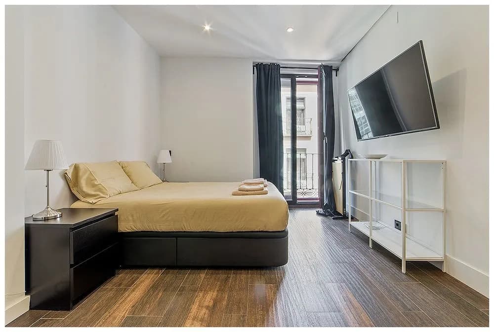 Apartamento de lujo en la Puerta del Sol - photo 6