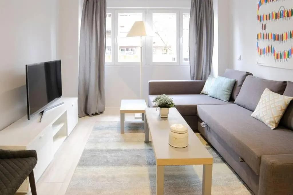 Charming Studio in Cuatro Caminos Area - photo 4