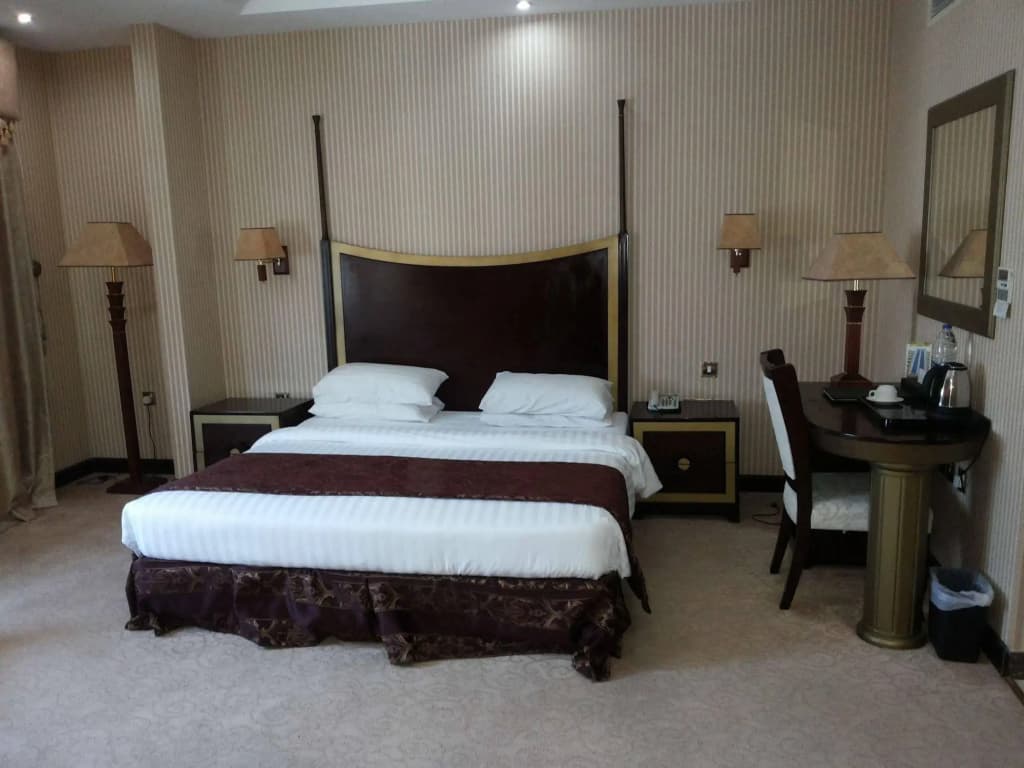 Tourist Hotel - photo 6