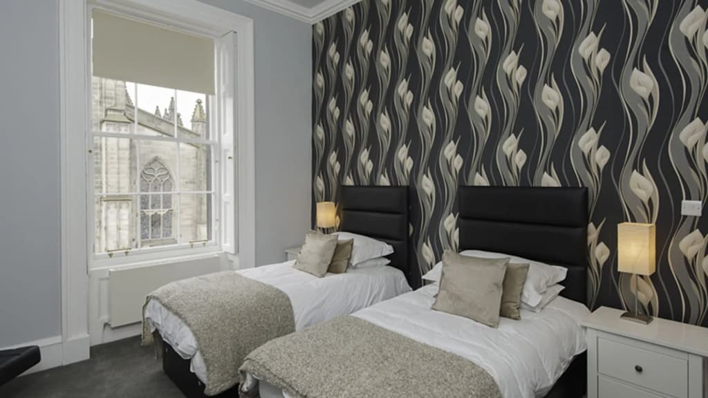 Parliament Apartment - photo 2