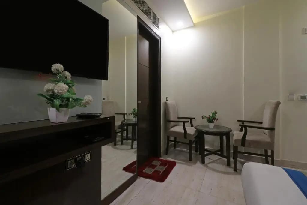 Hotel Mannat International - photo 7