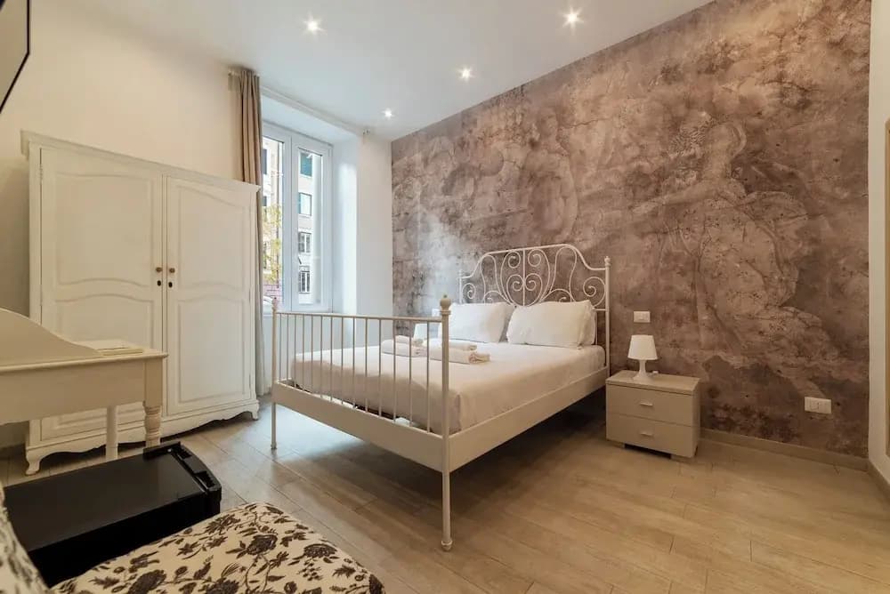 Major 93 Guesthouse - photo 2