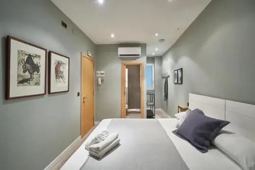 Cathedral Apartments - photo 3