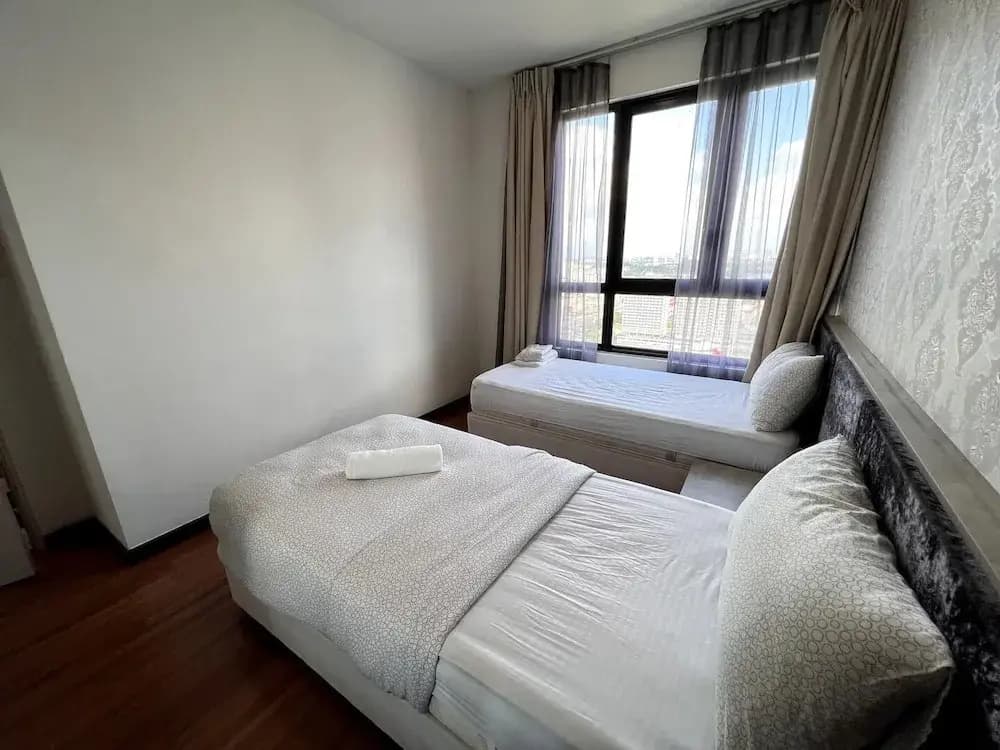 ICity Luxury Condo by Smarthome - photo 5