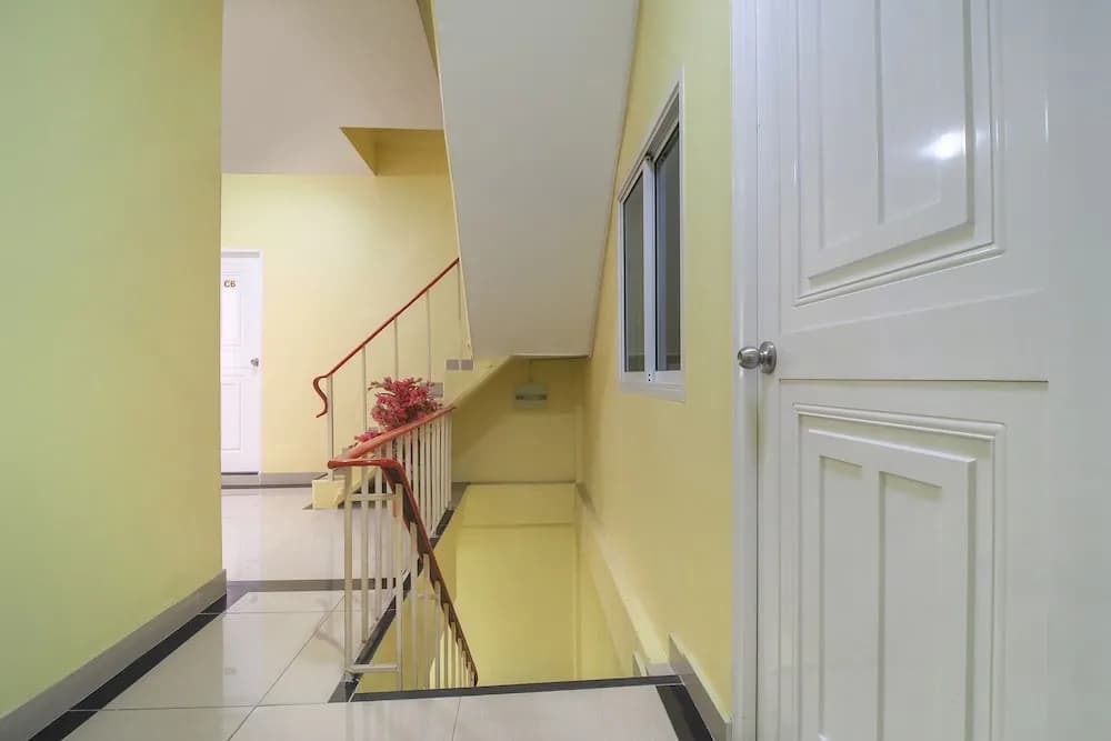 OYO 1028 The Panowla Residence - photo 10