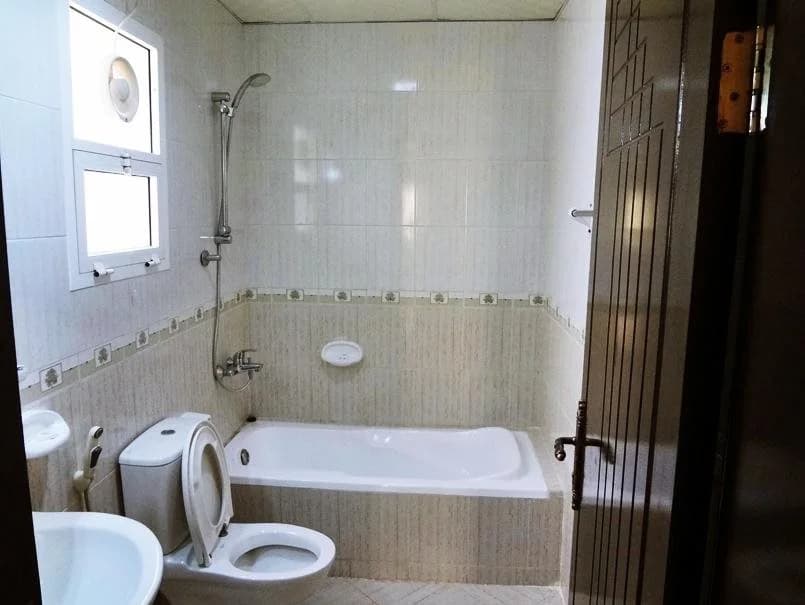 Al Murooj Hotel Apartments - photo 8