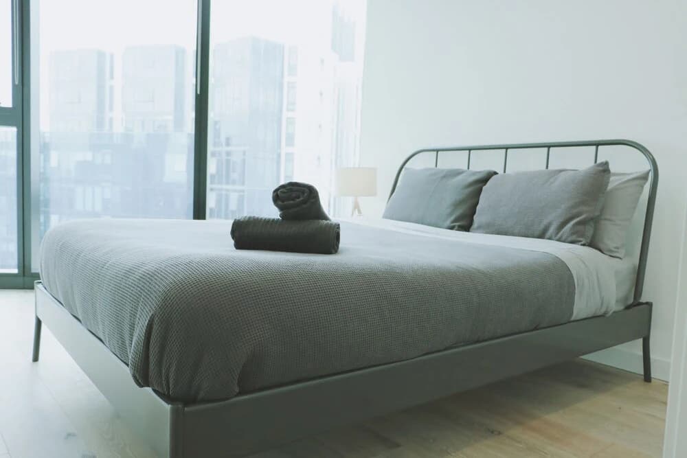HFN Crown Shadow Play Apartment - photo 4
