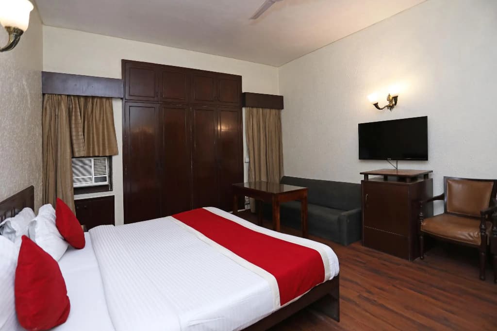 Collection O 1219 Hamilton Hotel - photo 3
