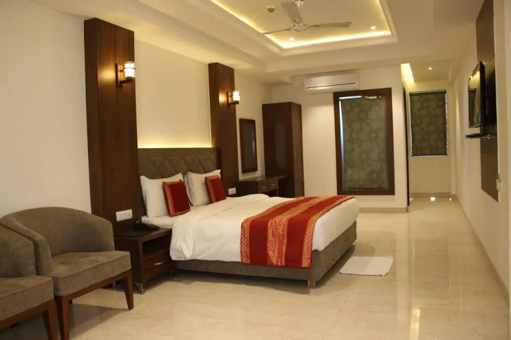 Lavanya Motel - photo 20