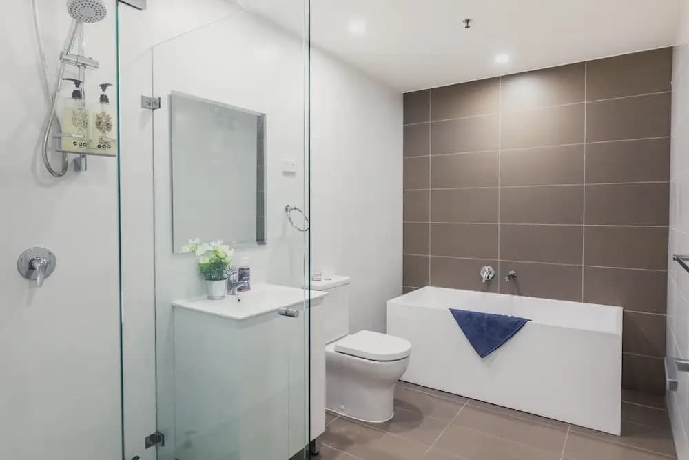 mascot apartment - photo 6