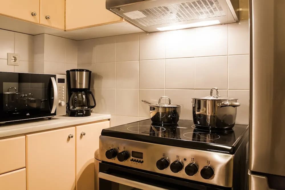 Charming Acropolis Metro Apartment - photo 12