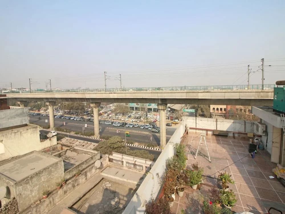 OYO Rooms Paschim Vihar - photo 10