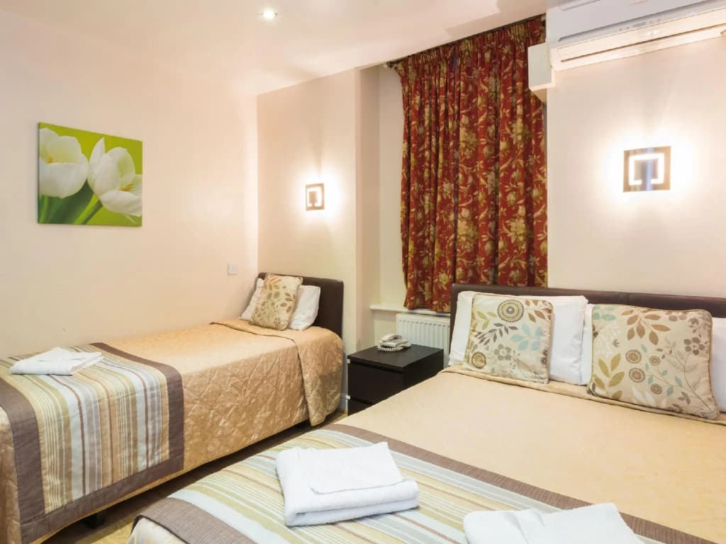 Notting Hill Gate Hotel - photo 4