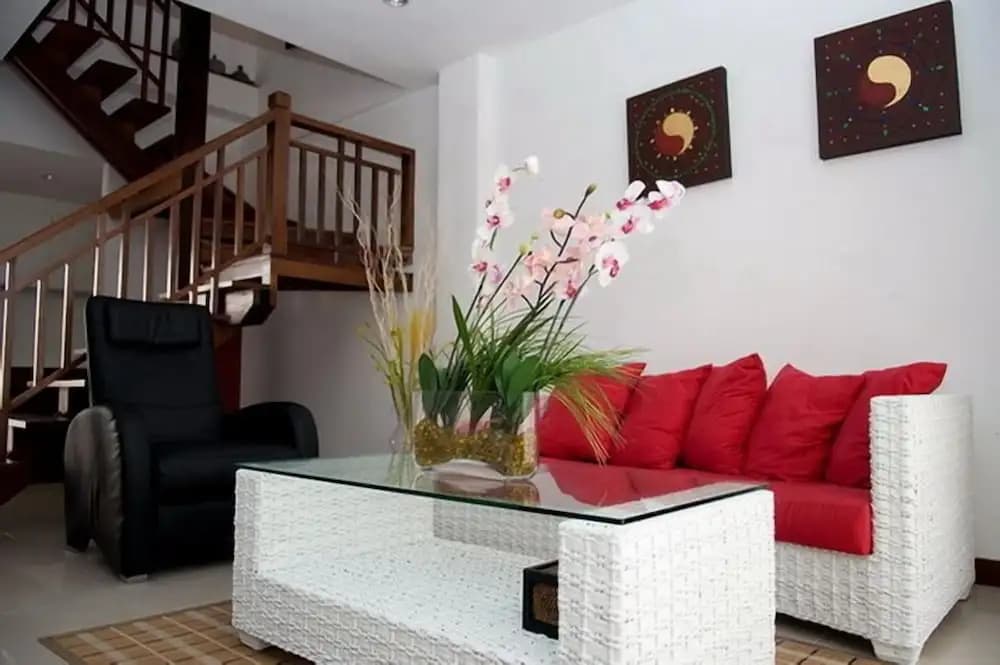 Chateau Dale Villas By PSR - photo 10