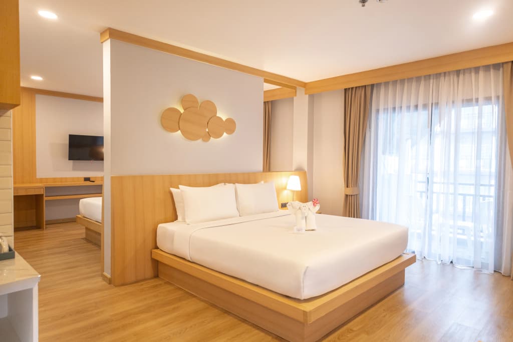 Amata Patong Hotel - photo 4