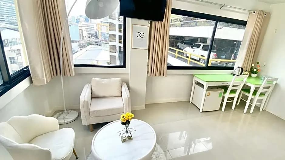 ABCYQ Hotel - photo 8