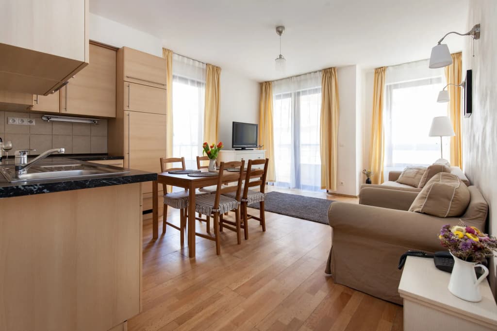 Town Hall Apartments - photo 19