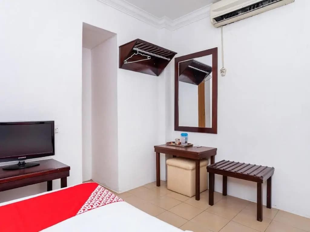 OYO 90742 I-home Hotel - photo 2