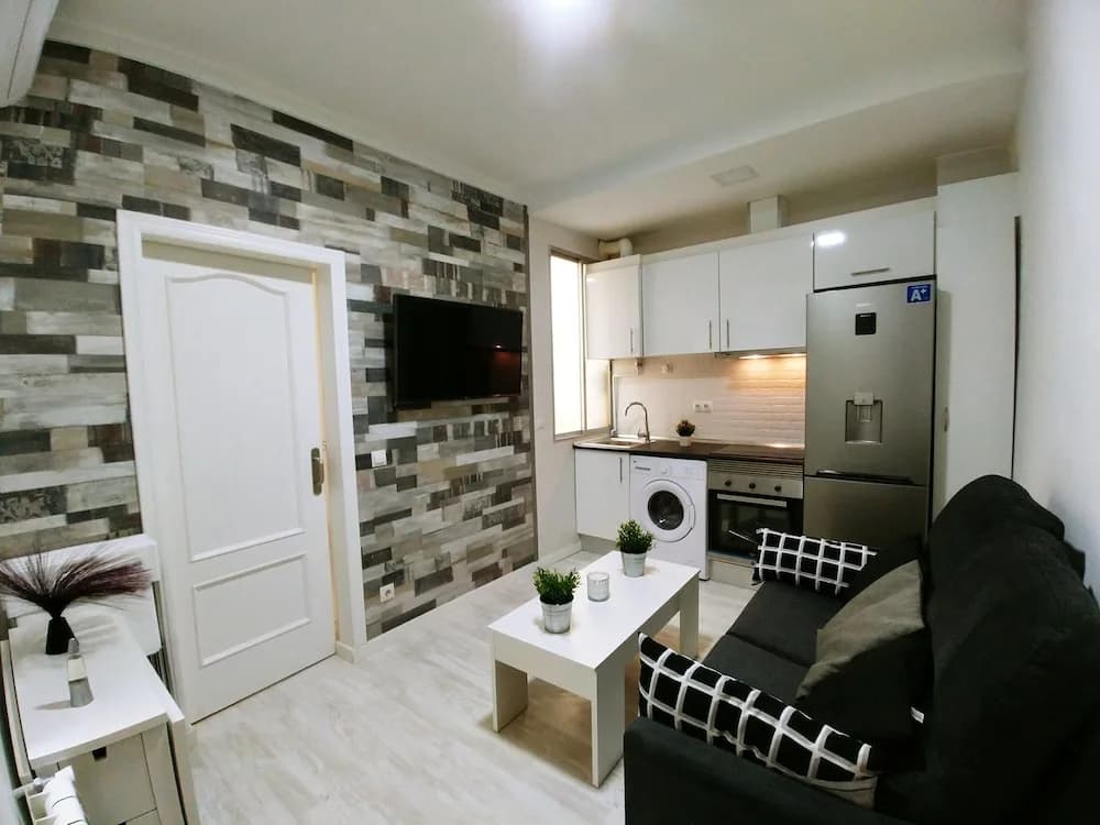 Luxury Flat Embajadores - photo 11